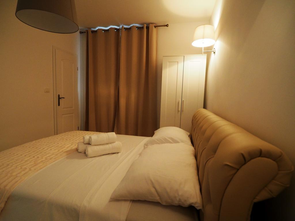 Captain Emo City Apartments Пула Екстер'єр фото