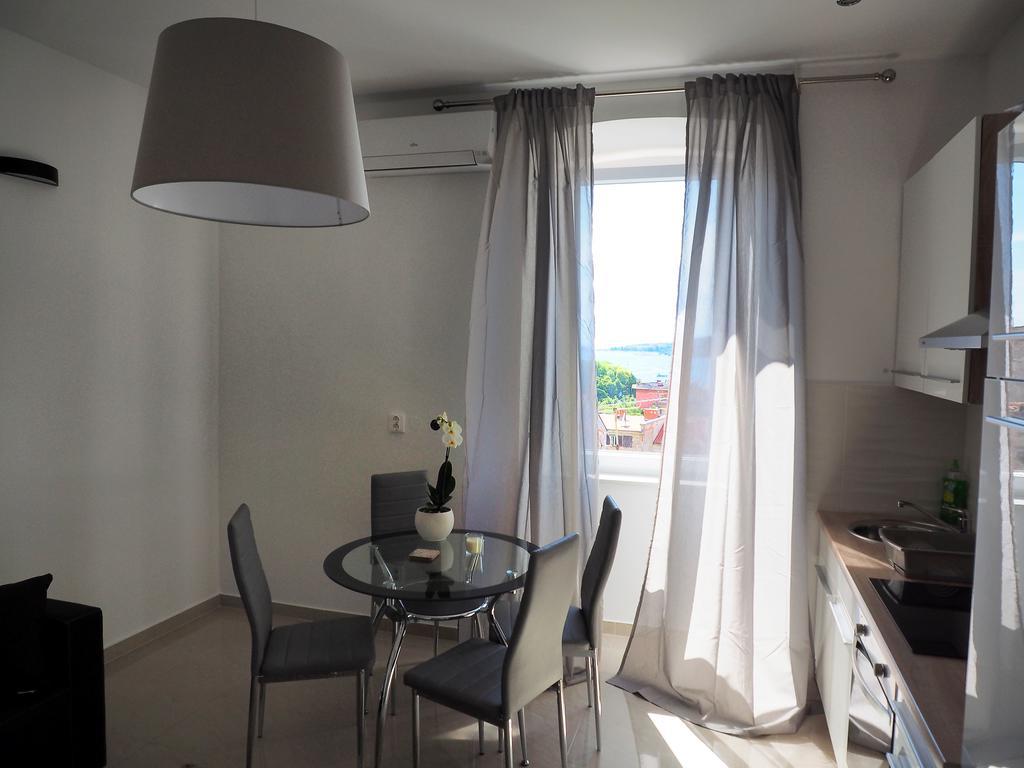 Captain Emo City Apartments Пула Екстер'єр фото