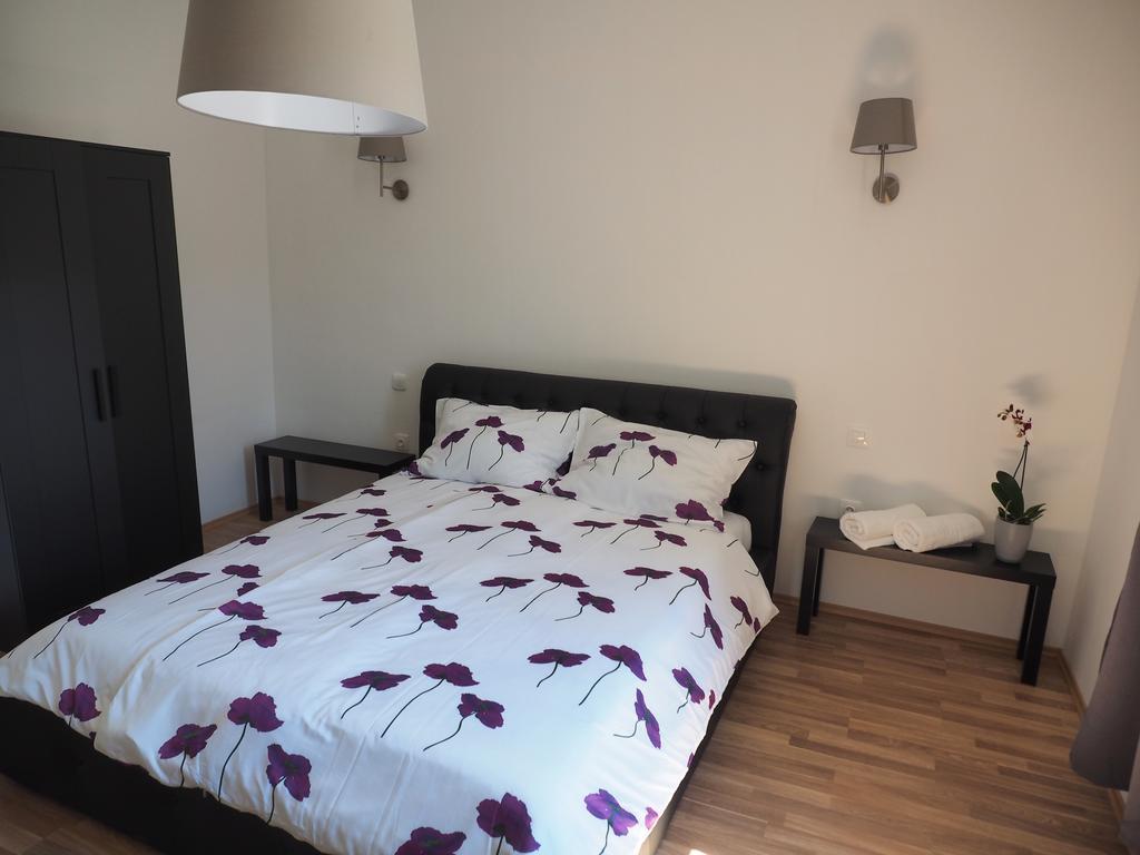 Captain Emo City Apartments Пула Екстер'єр фото