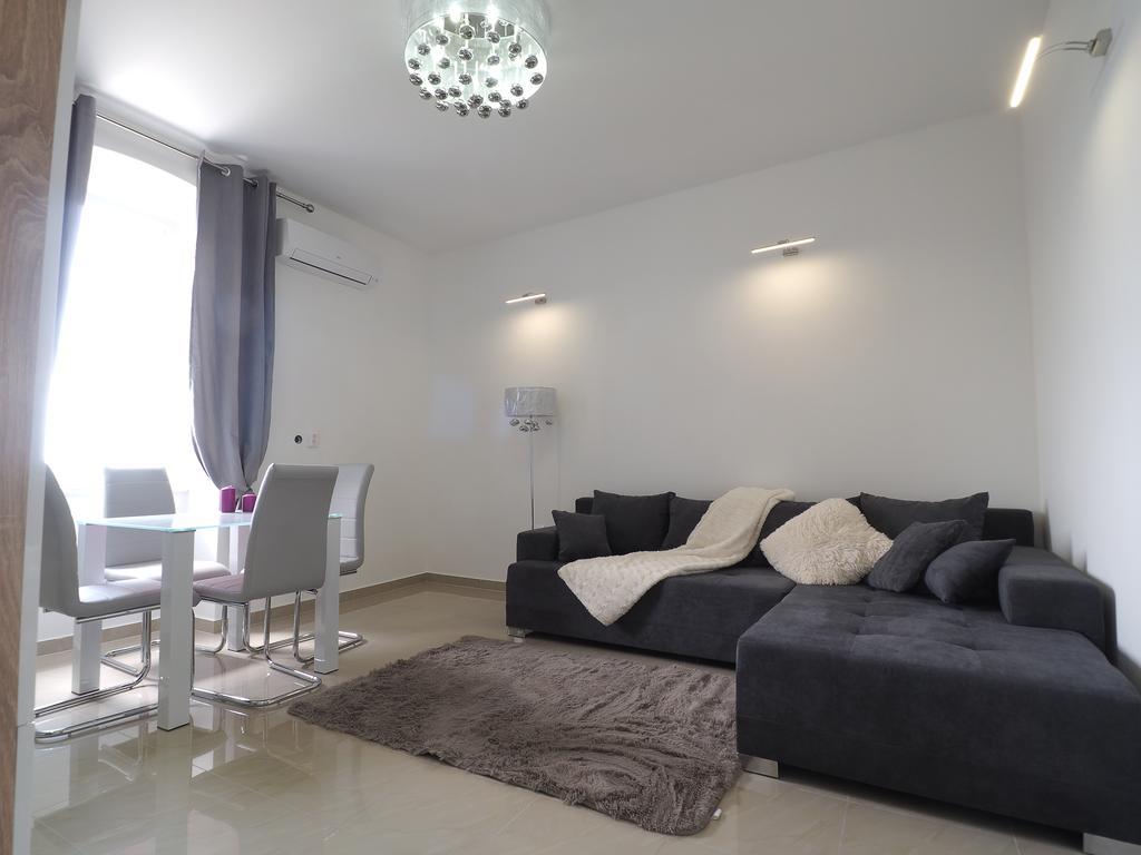 Captain Emo City Apartments Пула Екстер'єр фото