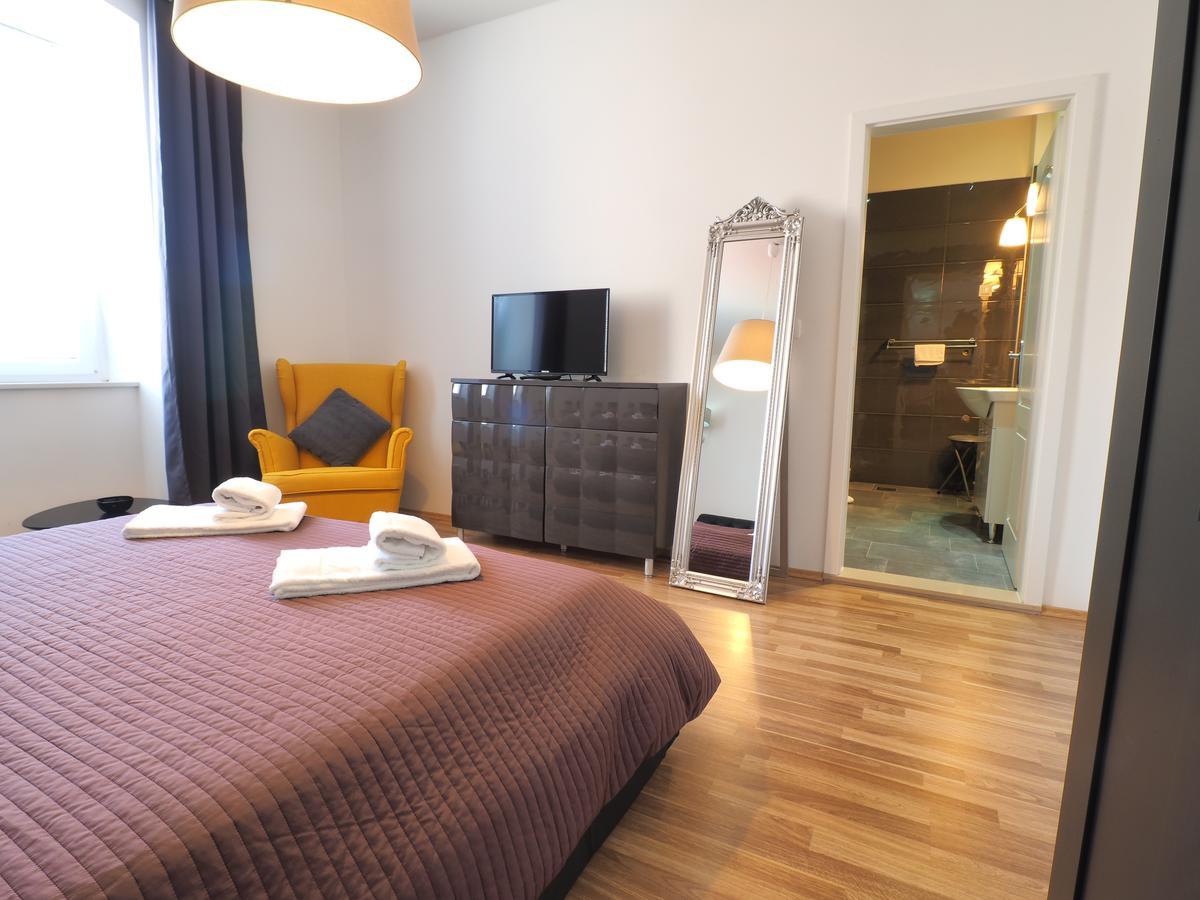 Captain Emo City Apartments Пула Екстер'єр фото