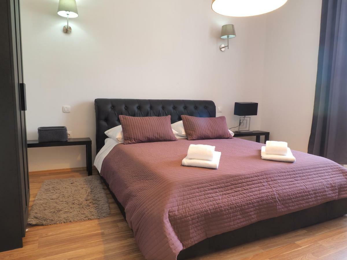 Captain Emo City Apartments Пула Екстер'єр фото